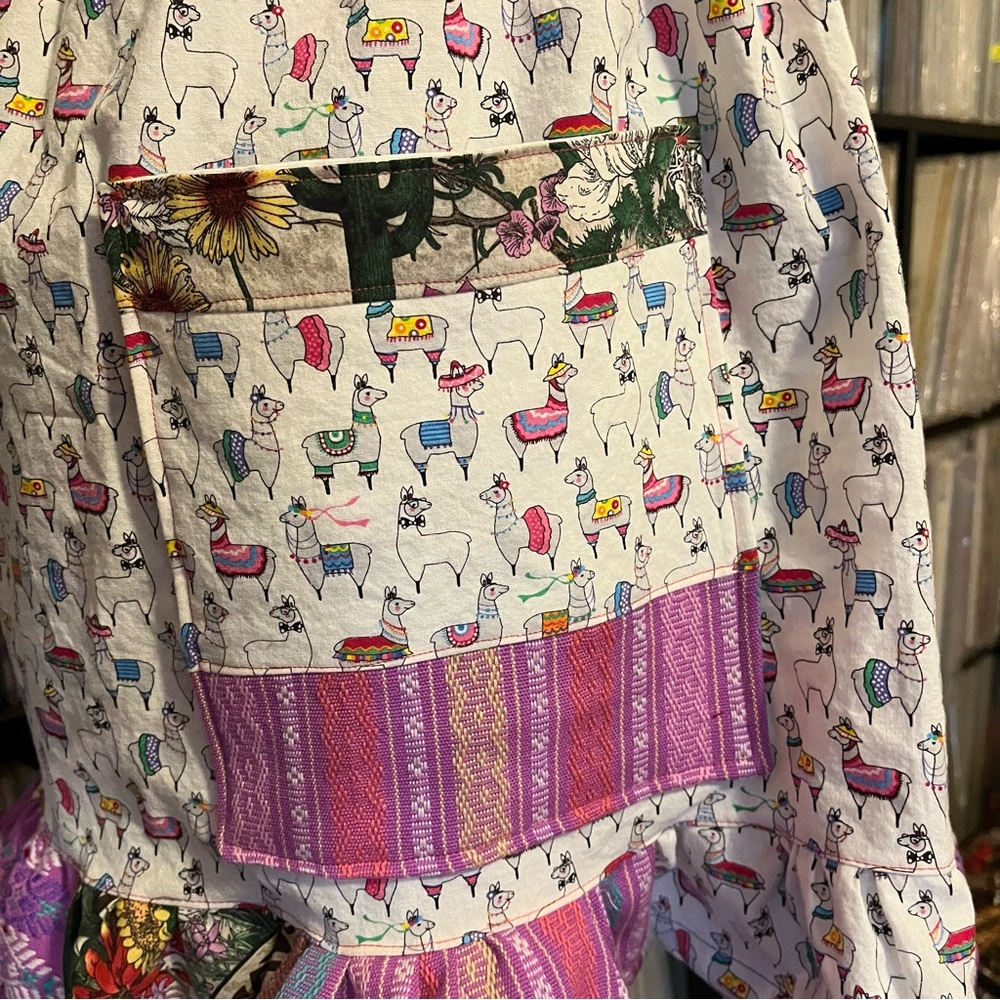 TABOOT llama apron top woven pocket corset open back festival 🦙 💜 🩷 - Picture 9 of 9